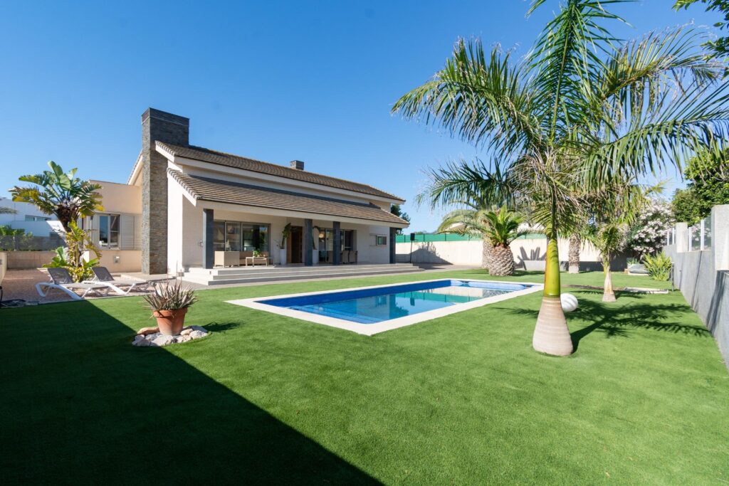 Chalet seminuevo  en Cartagena