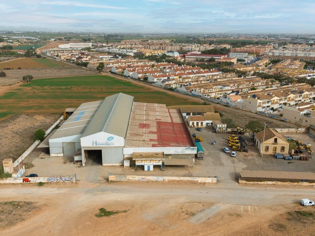 Nave industrial de origen  en Cartagena